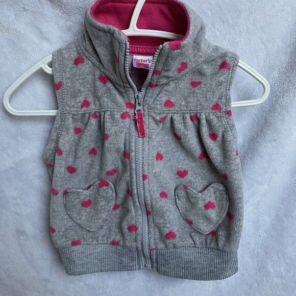 Carter’s Baby Vest Size 6M | GUC Grey Fleece Heart Print Sleeveless Jacket - Picture 15 of 16